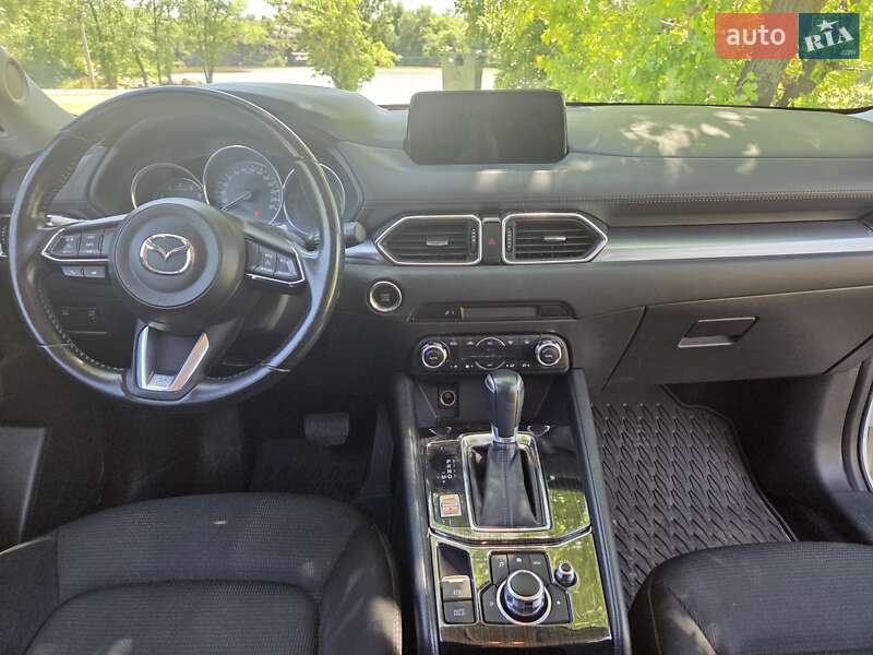 Позашляховик / Кросовер Mazda CX-5 2017 в Дніпрі