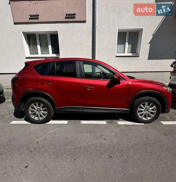 Позашляховик / Кросовер Mazda CX-5 2015 в Ужгороді