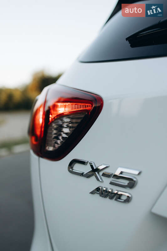Внедорожник / Кроссовер Mazda CX-5 2013 в Новой Ушице