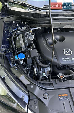 Внедорожник / Кроссовер Mazda CX-5 2013 в 