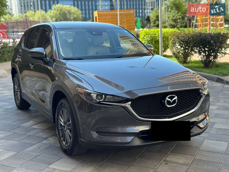 Позашляховик / Кросовер Mazda CX-5 2017 в Києві