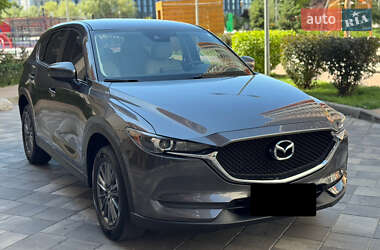 Внедорожник / Кроссовер Mazda CX-5 2017 в 