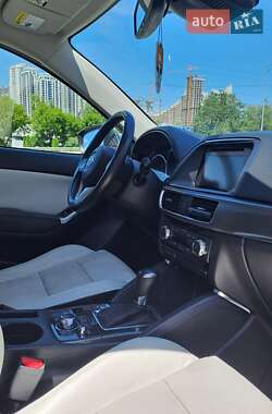 Внедорожник / Кроссовер Mazda CX-5 2015 в 