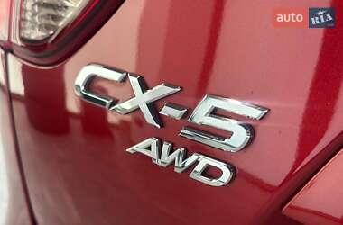 Внедорожник / Кроссовер Mazda CX-5 2013 в 