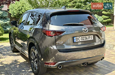 Внедорожник / Кроссовер Mazda CX-5 2017 в 