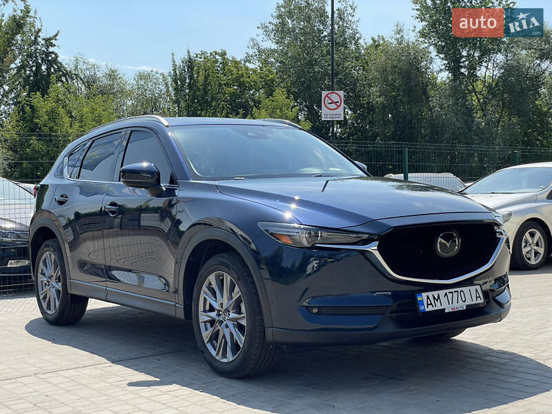 Внедорожник / Кроссовер Mazda CX-5 2019 в Бердичеве