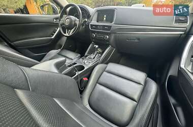 Позашляховик / Кросовер Mazda CX-5 2015 в 
