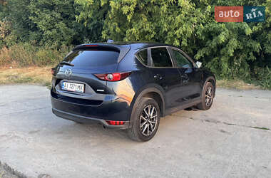 Позашляховик / Кросовер Mazda CX-5 2018 в 