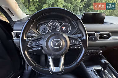 Позашляховик / Кросовер Mazda CX-5 2018 в 