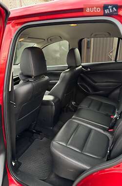 Позашляховик / Кросовер Mazda CX-5 2014 в 