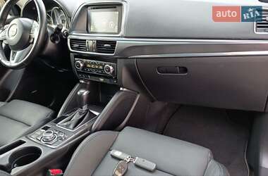 Внедорожник / Кроссовер Mazda CX-5 2015 в 