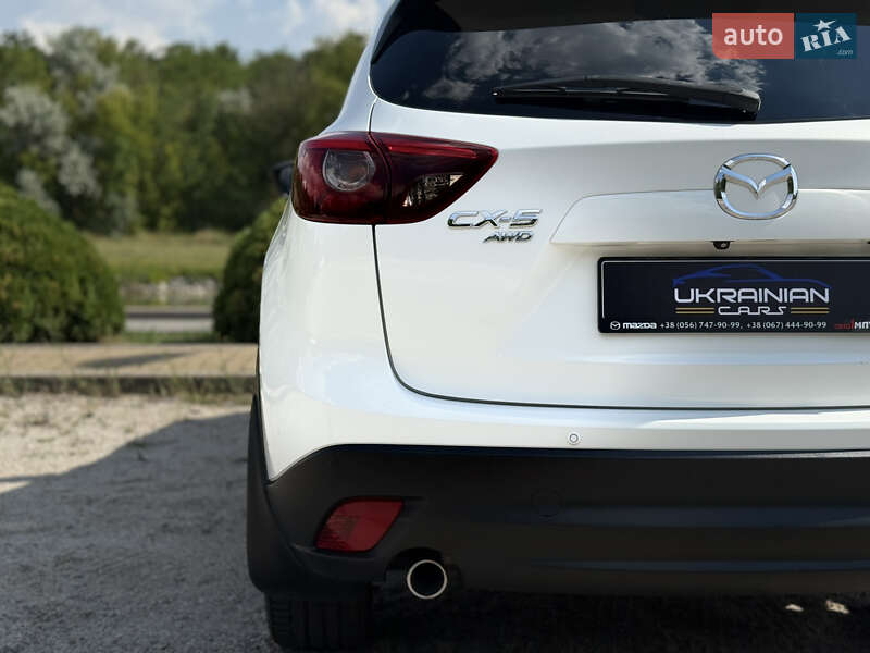 Позашляховик / Кросовер Mazda CX-5 2015 в Дніпрі