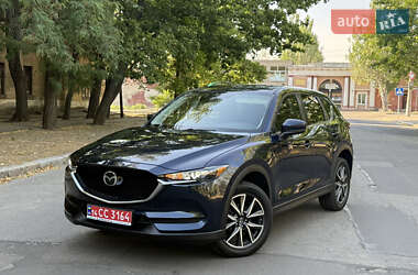 Позашляховик / Кросовер Mazda CX-5 2018 в 