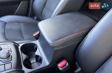 Внедорожник / Кроссовер Mazda CX-5 2023 в 
