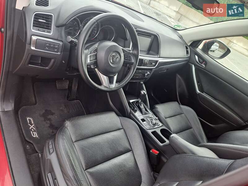 Внедорожник / Кроссовер Mazda CX-5 2015 в Ровно