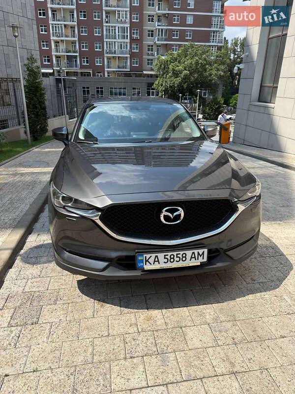 Внедорожник / Кроссовер Mazda CX-5 2017 в Киеве