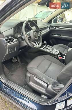 Внедорожник / Кроссовер Mazda CX-5 2017 в 