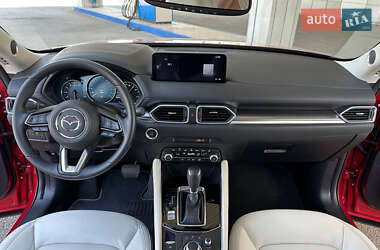 Позашляховик / Кросовер Mazda CX-5 2024 в 