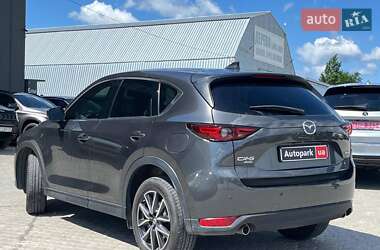 Позашляховик / Кросовер Mazda CX-5 2017 в 