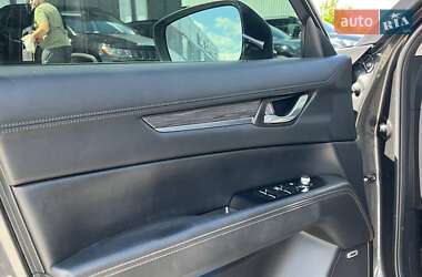 Позашляховик / Кросовер Mazda CX-5 2017 в 