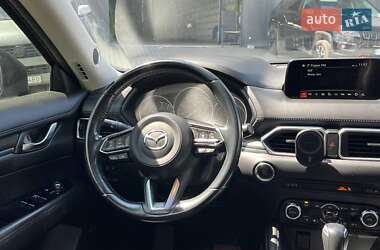 Позашляховик / Кросовер Mazda CX-5 2017 в 
