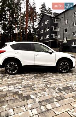 Внедорожник / Кроссовер Mazda CX-5 2015 в 