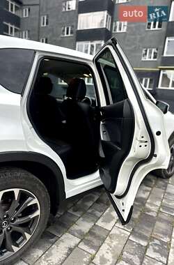 Внедорожник / Кроссовер Mazda CX-5 2015 в 
