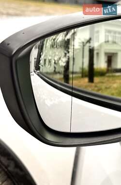 Внедорожник / Кроссовер Mazda CX-5 2015 в 