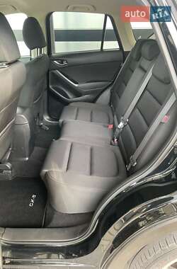 Позашляховик / Кросовер Mazda CX-5 2016 в 