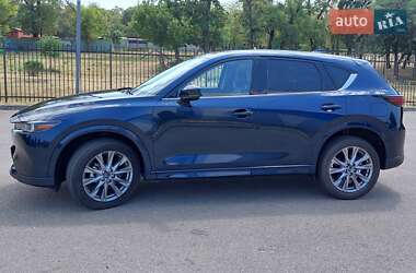 Позашляховик / Кросовер Mazda CX-5 2024 в 