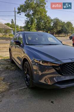 Позашляховик / Кросовер Mazda CX-5 2024 в 