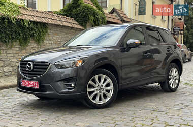 Позашляховик / Кросовер Mazda CX-5 2015 в 
