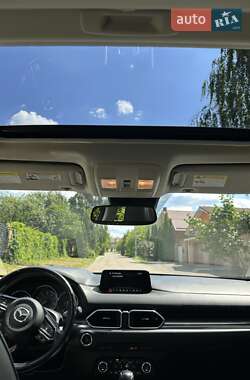 Позашляховик / Кросовер Mazda CX-5 2017 в 