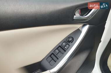 Позашляховик / Кросовер Mazda CX-5 2012 в 