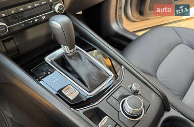 Внедорожник / Кроссовер Mazda CX-5 2023 в 