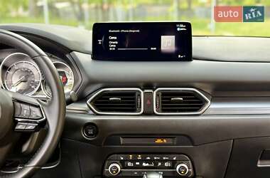 Позашляховик / Кросовер Mazda CX-5 2022 в 