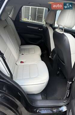 Позашляховик / Кросовер Mazda CX-5 2024 в 