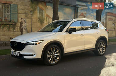 Позашляховик / Кросовер Mazda CX-5 2021 в 