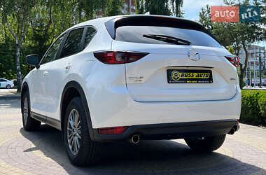 Позашляховик / Кросовер Mazda CX-5 2017 в 