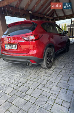 Позашляховик / Кросовер Mazda CX-5 2015 в 