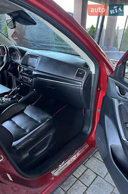 Позашляховик / Кросовер Mazda CX-5 2015 в 