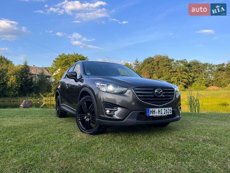Позашляховик / Кросовер Mazda CX-5 2017 в 