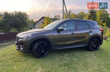Позашляховик / Кросовер Mazda CX-5 2017 в 