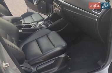 Позашляховик / Кросовер Mazda CX-5 2016 в 