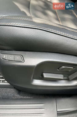Внедорожник / Кроссовер Mazda CX-5 2023 в 