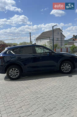 Внедорожник / Кроссовер Mazda CX-5 2023 в 