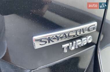 Позашляховик / Кросовер Mazda CX-5 2022 в 