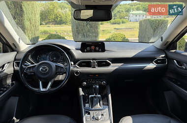 Позашляховик / Кросовер Mazda CX-5 2018 в 