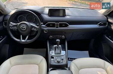 Позашляховик / Кросовер Mazda CX-5 2017 в 