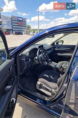 Позашляховик / Кросовер Mazda CX-5 2019 в 